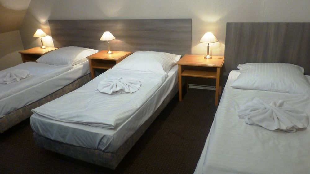Hotel Rehberge Berlin Mitte Екстериор снимка