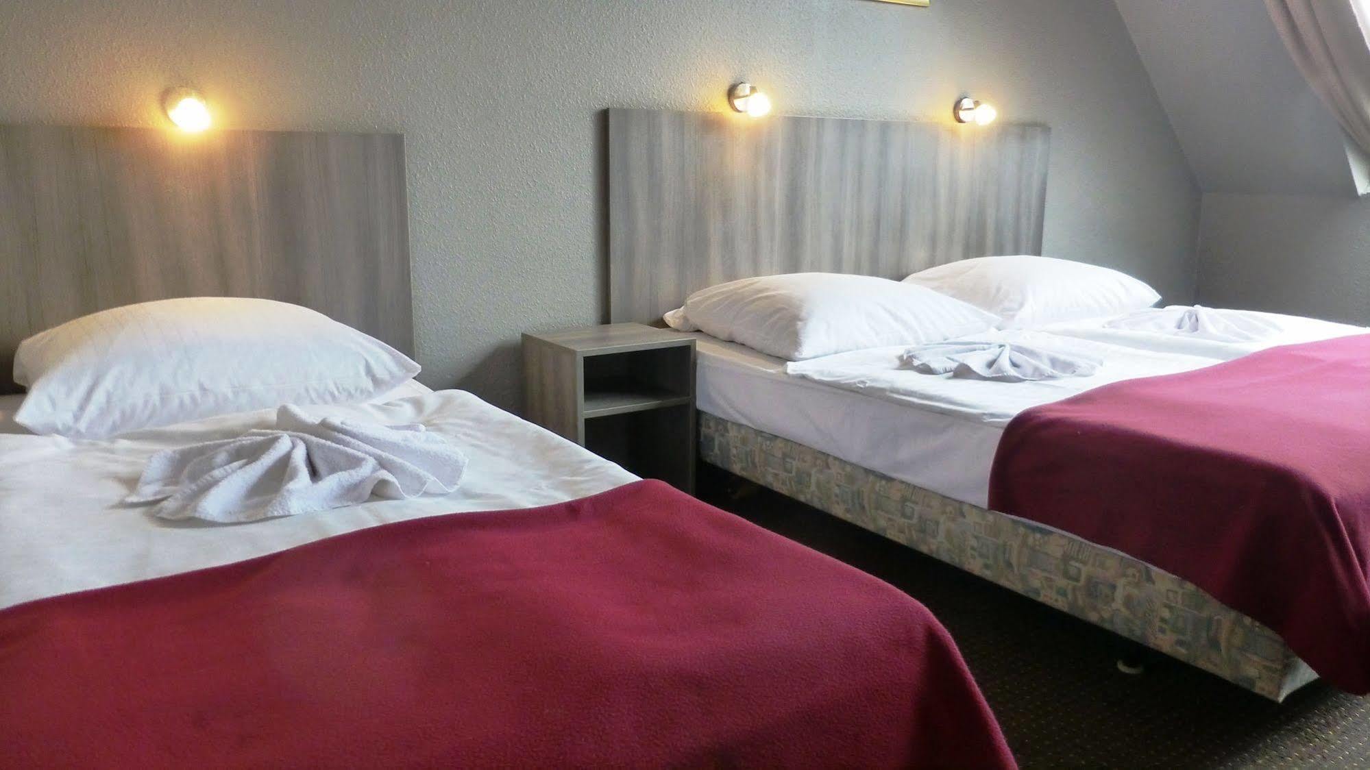 Hotel Rehberge Berlin Mitte Екстериор снимка