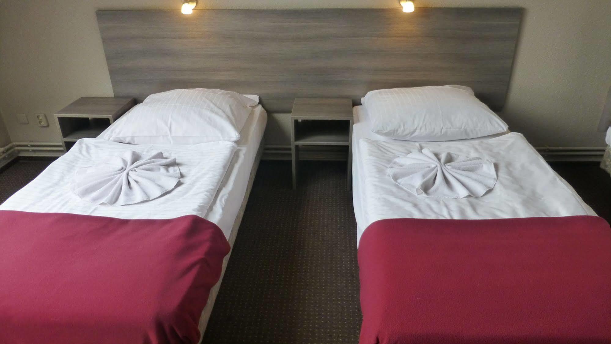 Hotel Rehberge Berlin Mitte Екстериор снимка