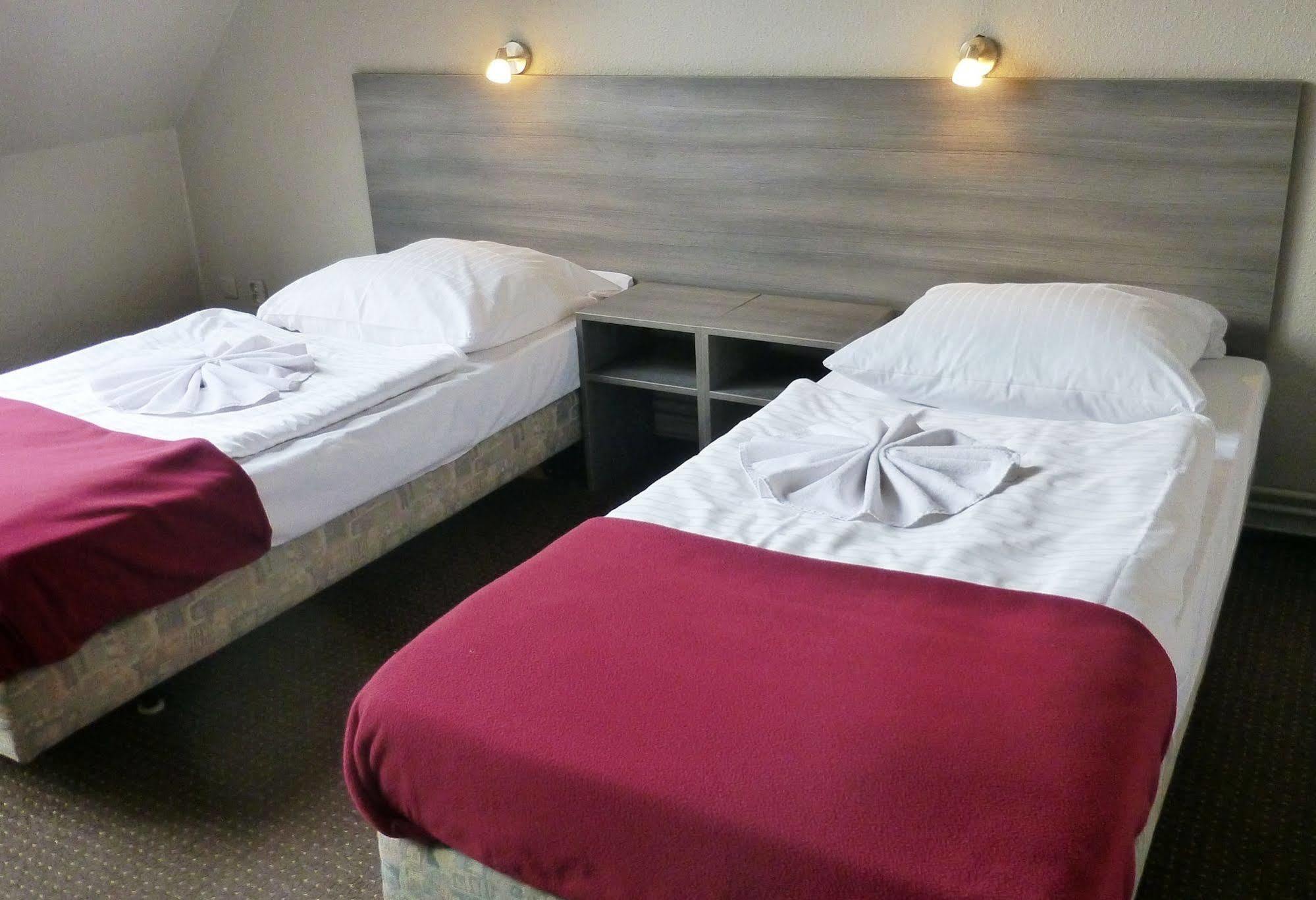Hotel Rehberge Berlin Mitte Екстериор снимка