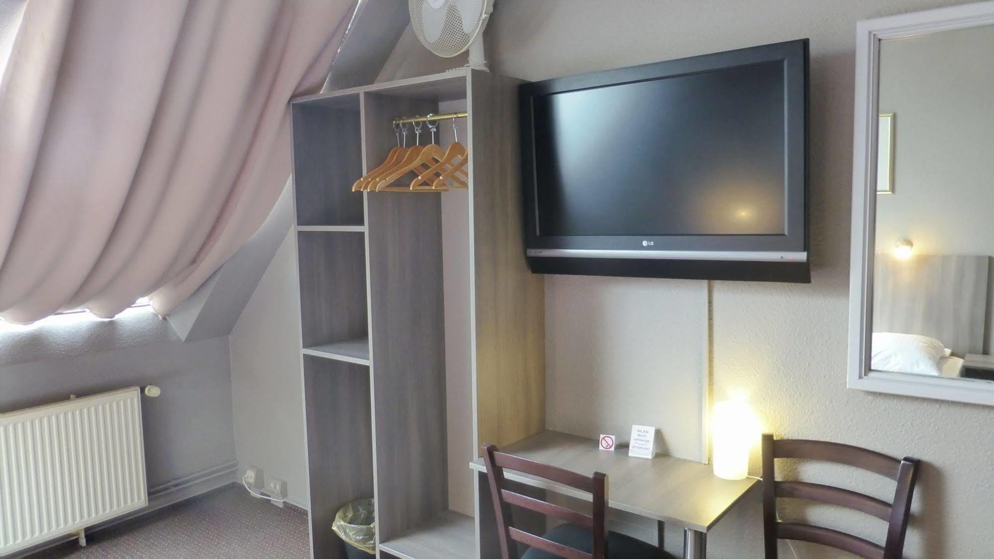 Hotel Rehberge Berlin Mitte Екстериор снимка
